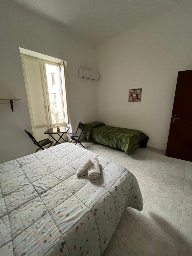 팔레르모 Al Cortile Di Maqueda 아파트 외부 사진