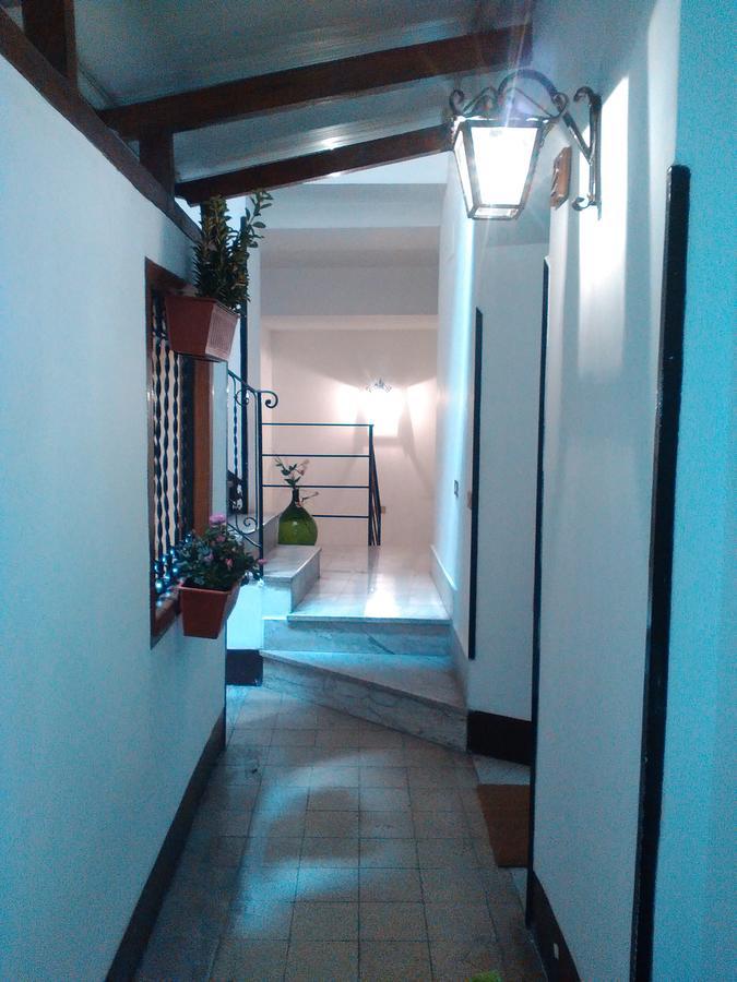 팔레르모 Al Cortile Di Maqueda 아파트 외부 사진